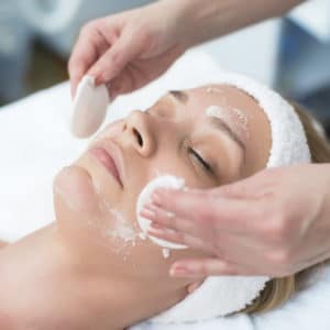 Soin du visage hydrospheric therapy