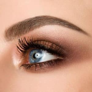 Teinture des sourcils